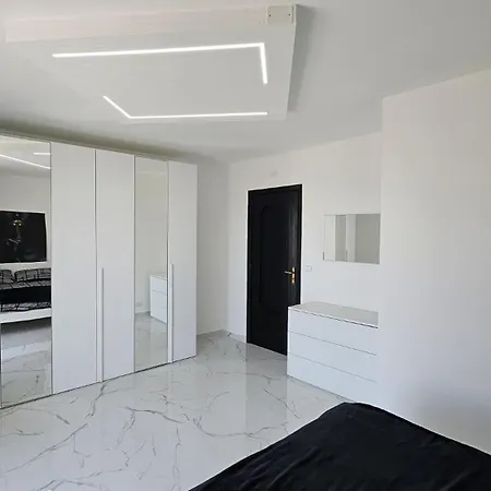 Modern Hillside Retreat With Panoramic Views Mussomeli